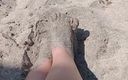 Sex smile: Dirty Feet!