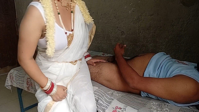 Vamika: Tamil Bhabhi daje mi satysfakcję podczas seksu