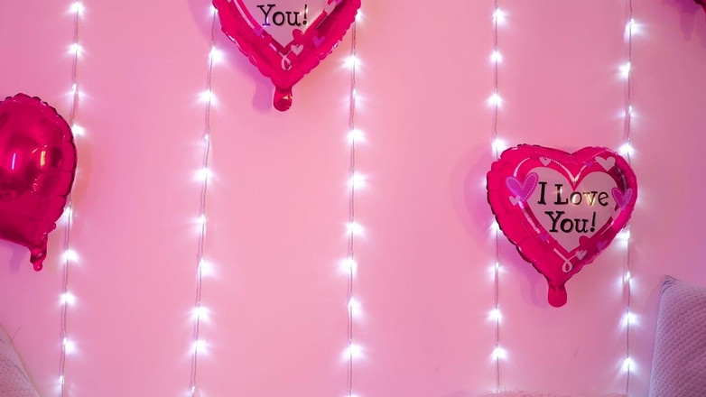 Stella Cardo: Si infilò un dito nel sedere