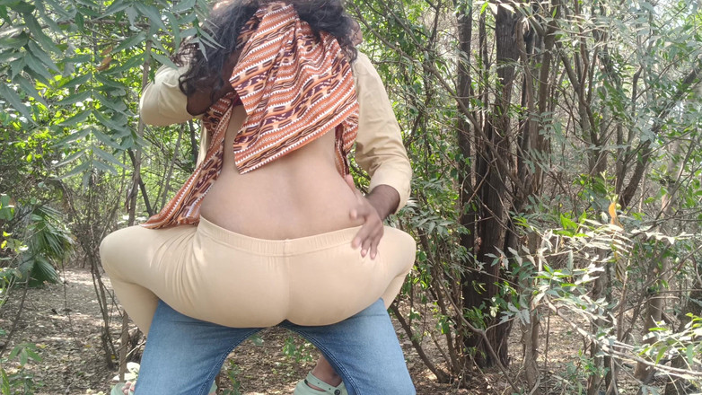 Inba: Student na zewnątrz jebanie