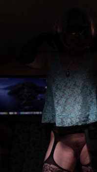 Intimate Ritual MILF Striptease