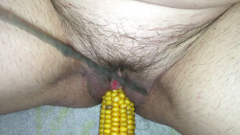 German Slave Michelle: Hairy self-punishment close up