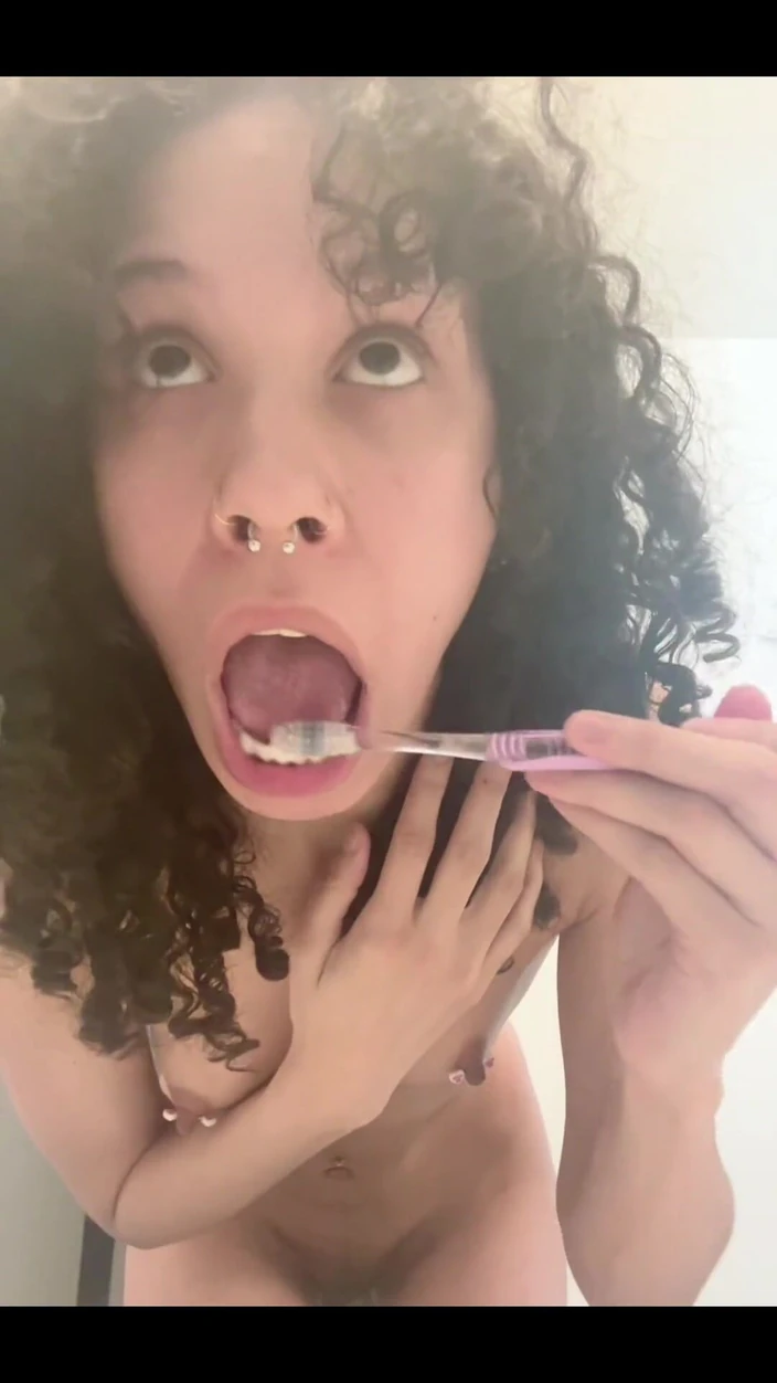 theunholychi: Wifey Makes Me Horny