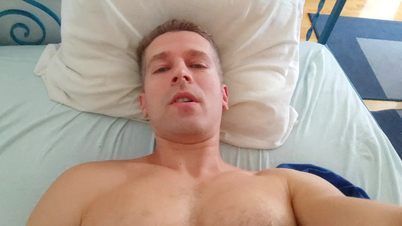 Cock & Body Worship: Pov dirty talk (richiesta): 'all'inizio non mi piace, ma poi mi sottometterò...