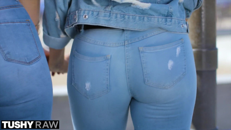 Tushyraw: TUSHYRAW - Dana and Bella beg for a good gaping