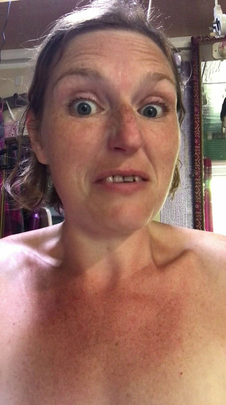 MistressWriggler: POV masturbující ve stoje Kde žhavá sexy paní Wriggler začne stříkat...