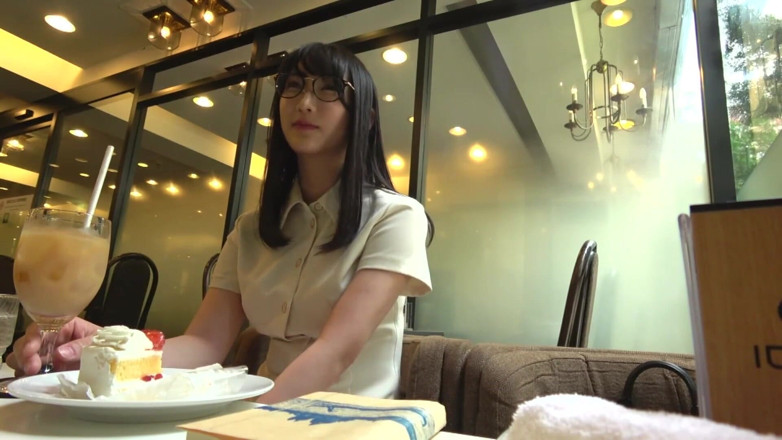 Strix: Complete Bareback Style Miho: Beauty Always Reading in the Park...
