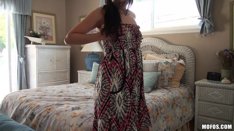 Latina Sex Tapes: Latina Sex Tapes - Cammie Rhodes Makes a Show