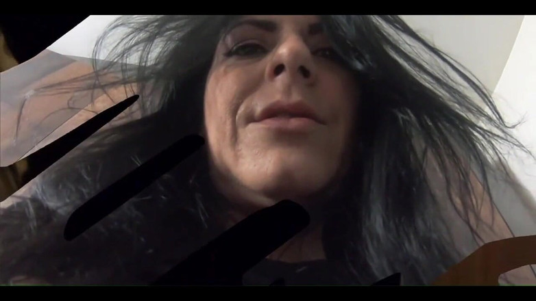 MilfyCalla: Milfycalla egzersiz kıyafetleri çiş fetişi ile deniyor