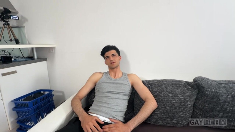 GAYheim: Помощь Беженцам Для Геев