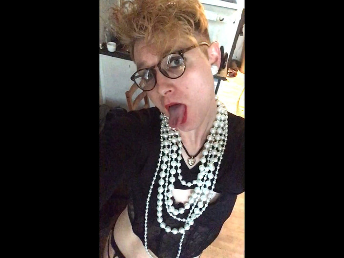 Sissy Cindy Slut: Ả điếm phục tùng