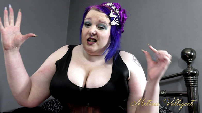 Mxtress Valleycat: 平均的な陰茎の屈辱