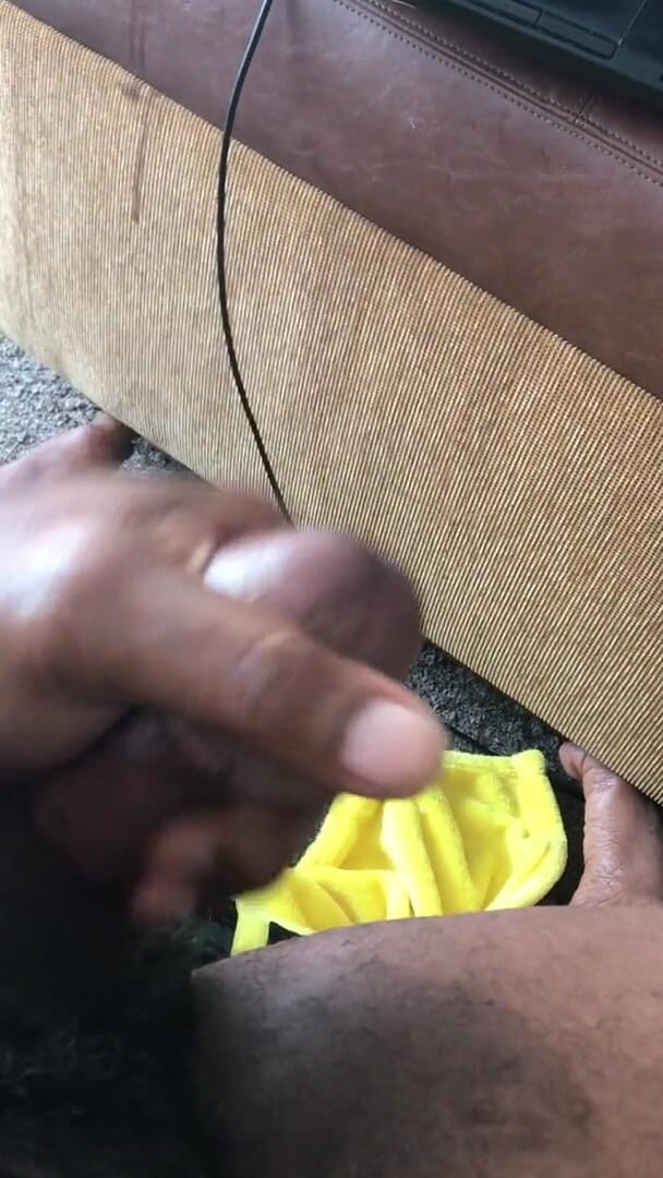 Harrypalms68: Yellow sunshine stroke