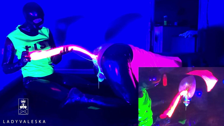 Lady Valeska: Kongkek fetish UV