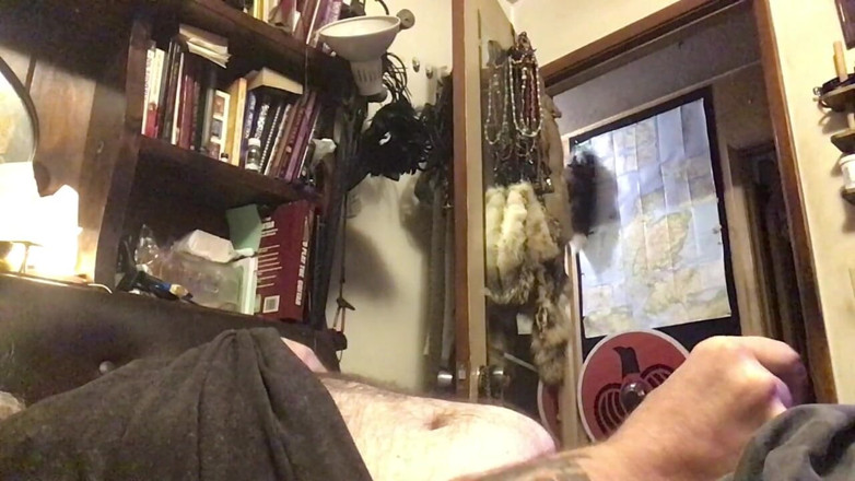 BigManShaman: Cama acariciando