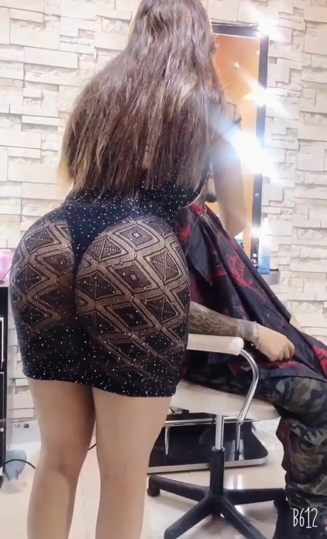 Barbietransxxxx: Секс з дівчиною перед моєю квартирою