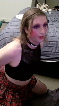 Sissycdmish - BBC Loving Slut in Fishnets and Heels