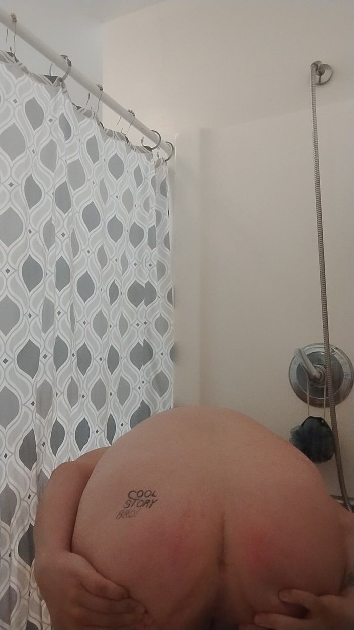 JG Risk: Řekni mi, že ti můj zadek vypadá čistý?