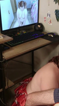 Ojczym ogląda nasze porno