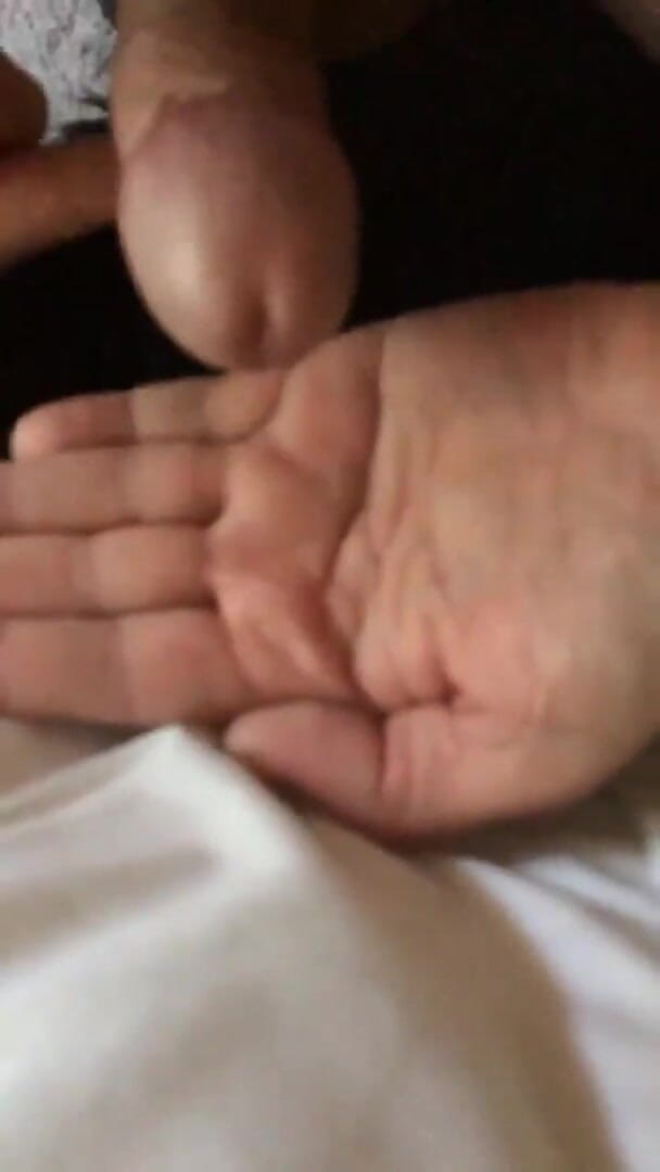 Kinky horny gay bois: Just a gay man jerking cummies out of his penis
