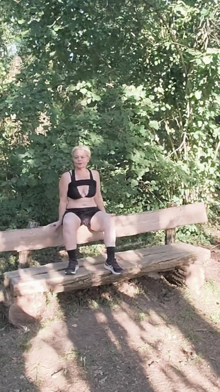 Sofy13: Hello Darling, I Want You to Come and Fuck Me...