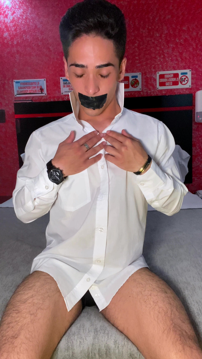 aodaboy: Weißes Hemd und Band in meinem Mund