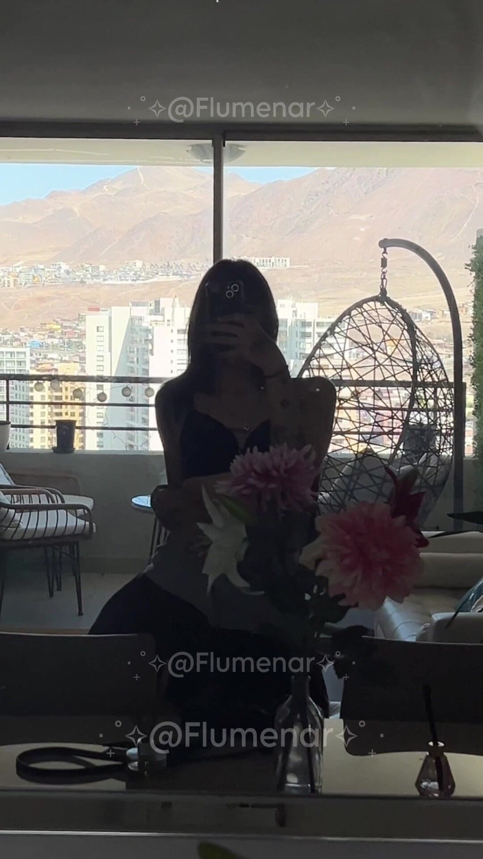 Flumenar: Pertunjukan kamera awek transeksual panas