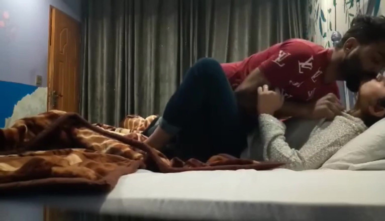 Dasi couple: Home Alone Call Form Boyfriend Come Fuck Me