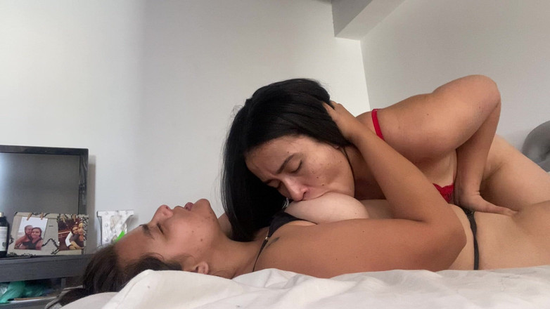 zoemelissa: Moje nevlastní sestra a já děláme nůžky pro našeho nevlastního...