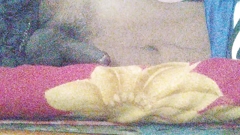 Kissing hub studio: あなたはあなたを犯しました、私を部屋の中に連れて行ってください