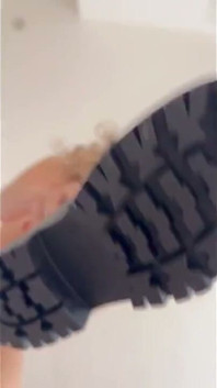 我们喜欢在女同性恋之间玩弄支配彼此的游戏