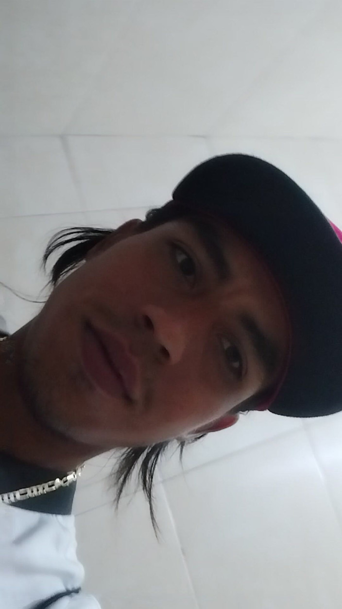 AlexAlejandro13: I Wish That a Woman Would Catch Me in a...
