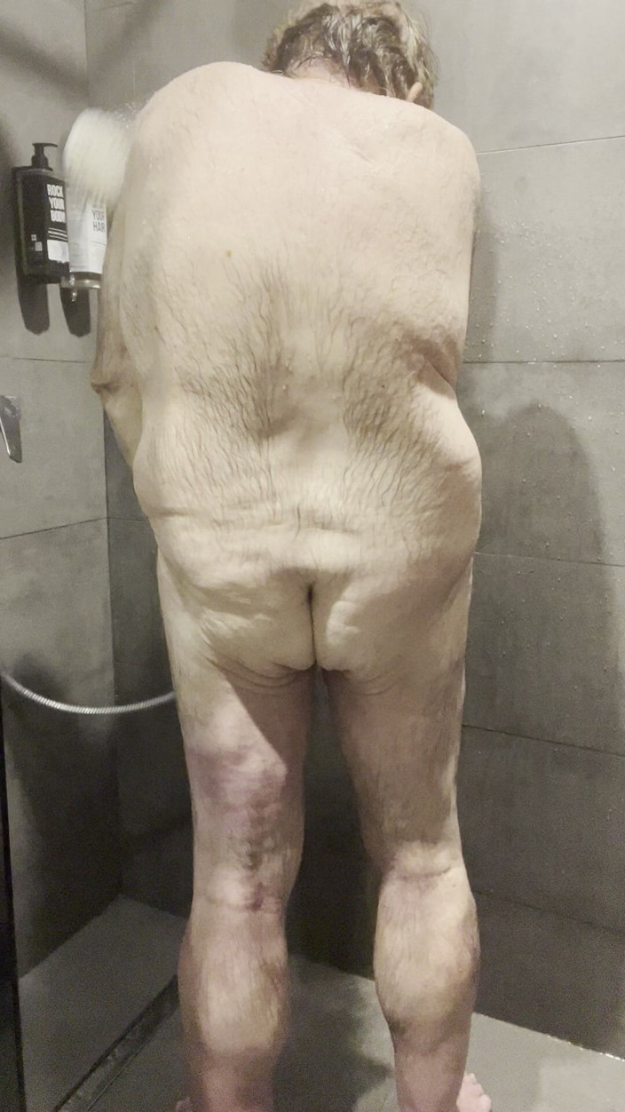 Coach Karl dude lodge: 2026 Valentines Shower Time 5