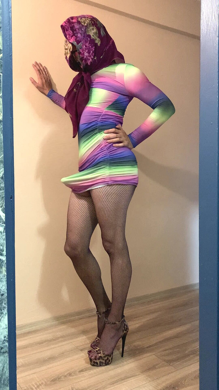 cd_aysemmm: 年轻饥渴的继母