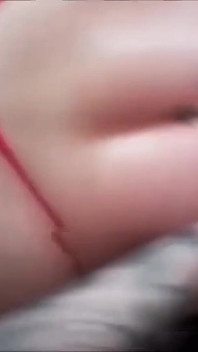 Zadzwoniłem do tej gorącej blondynki, aby usiąść na moim kutasie i zjeść moją spermę