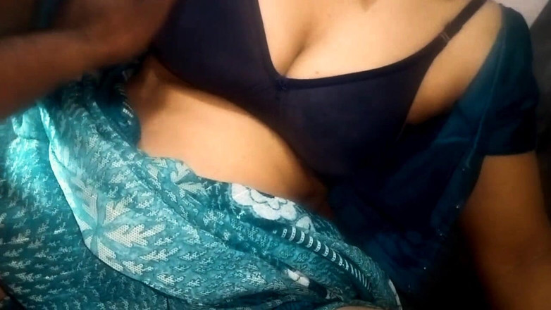 Hemant: 夫のペニスを気持ちよくしゃぶった妻