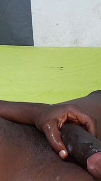 All Women Who Pass by Me Are Addicted to My Dick