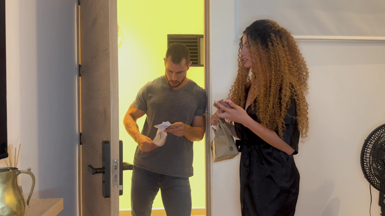 Yenifer Chacon: I Had No Money to Pay the Delivery Man and...