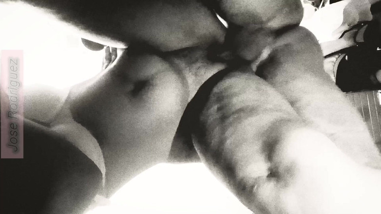 Jose Rodriguez: Moje žena podvádí můj záda a šuká mého nejlepšího přítele.