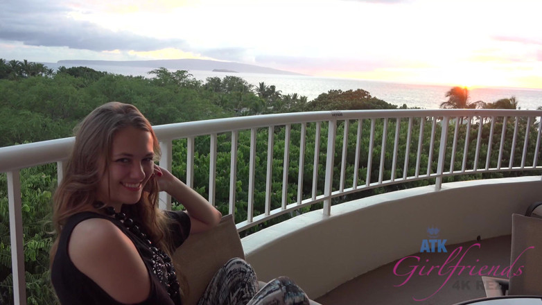ATK Fans (Girlfriends): Virtual vacation hawaii with samantha hayes 3/6