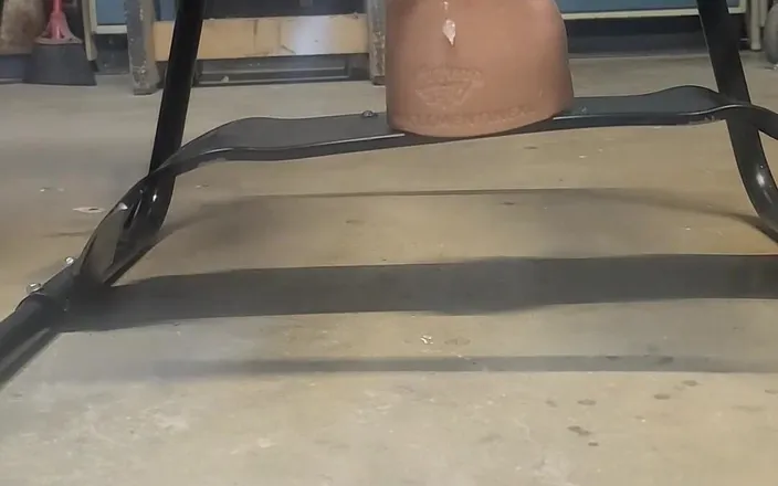 Lb13702: Big Hankeys Dildo on the Bouncy Sex Chair