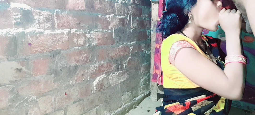 Renudbf: Une femme mariée mature se fait baiser par son copain,...