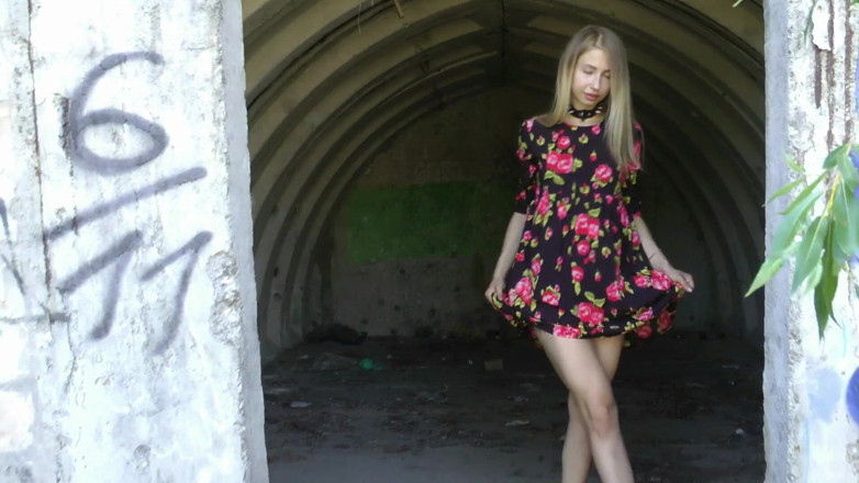 Dirty fantasy: น้องสาวต่างพ่อลายสักซนใส่ collar เฟติชชอบเล่นหีเดียว