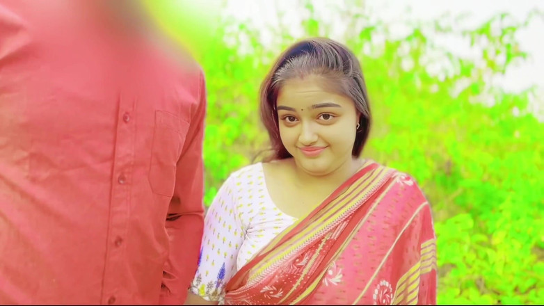 Your_aisha: Stiefbruder verführt ihre stiefschwester und fickte ihre enge muschi zum...