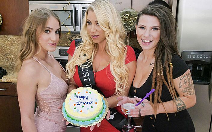 Team Skeet: Katie morgan celebra il suo divorzio da un trio lesbico...