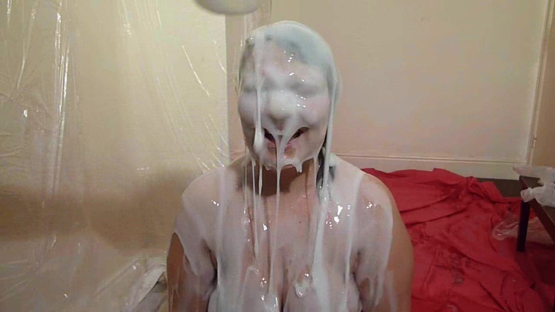 Gunked up girls: Steph kremowy biały gunk