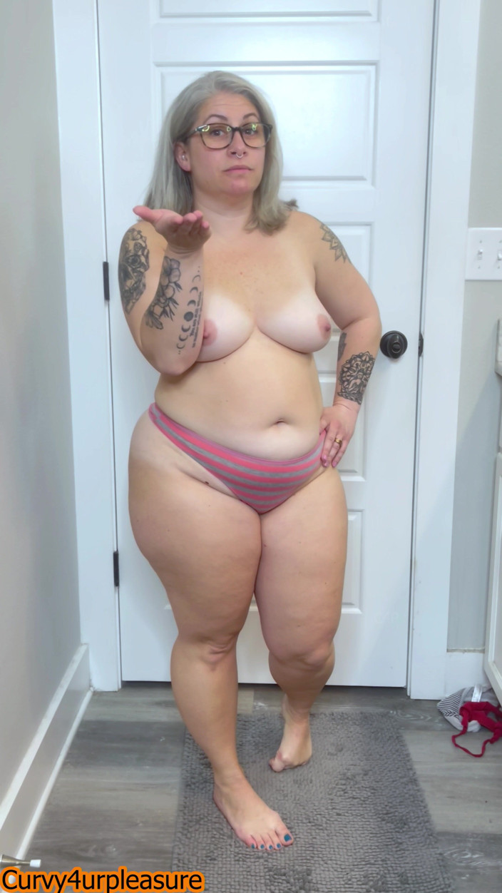 Curvy4urpleasure: Indietro a Richiesta!! Prova Il Perizoma Su 2.0!