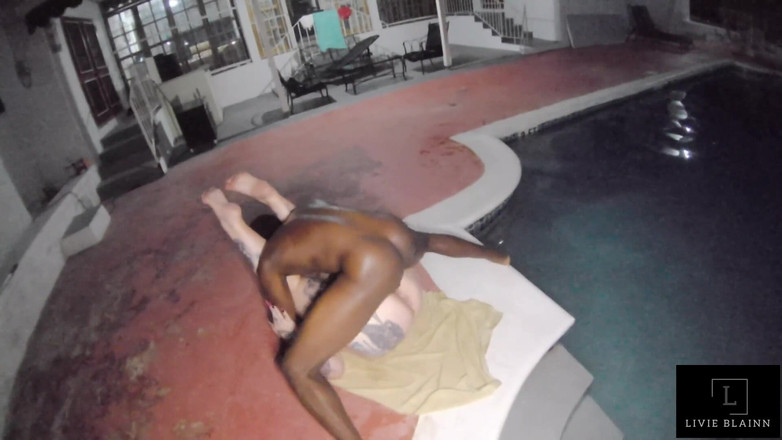 Livie Blainn: Zachycen Na Kameru - Majitel Hotelu Nás Natočil Při Šukání