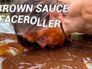 Wamgirlx: Brown Sauce Face Roller