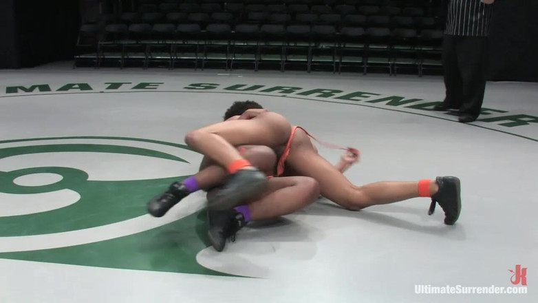 Ultimate surrender by Kink: Kahve "öğütücü" brown (0-0) vs yana "wildcat" Jordan (0-0)